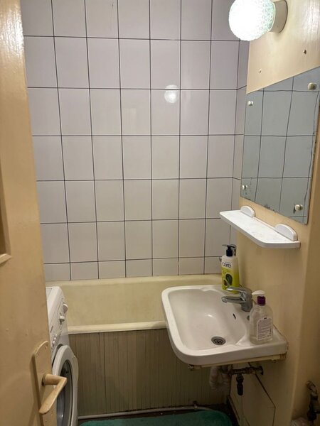 Lacul Tei, Maica Domnului, Domino, aproape Parcul Circului,